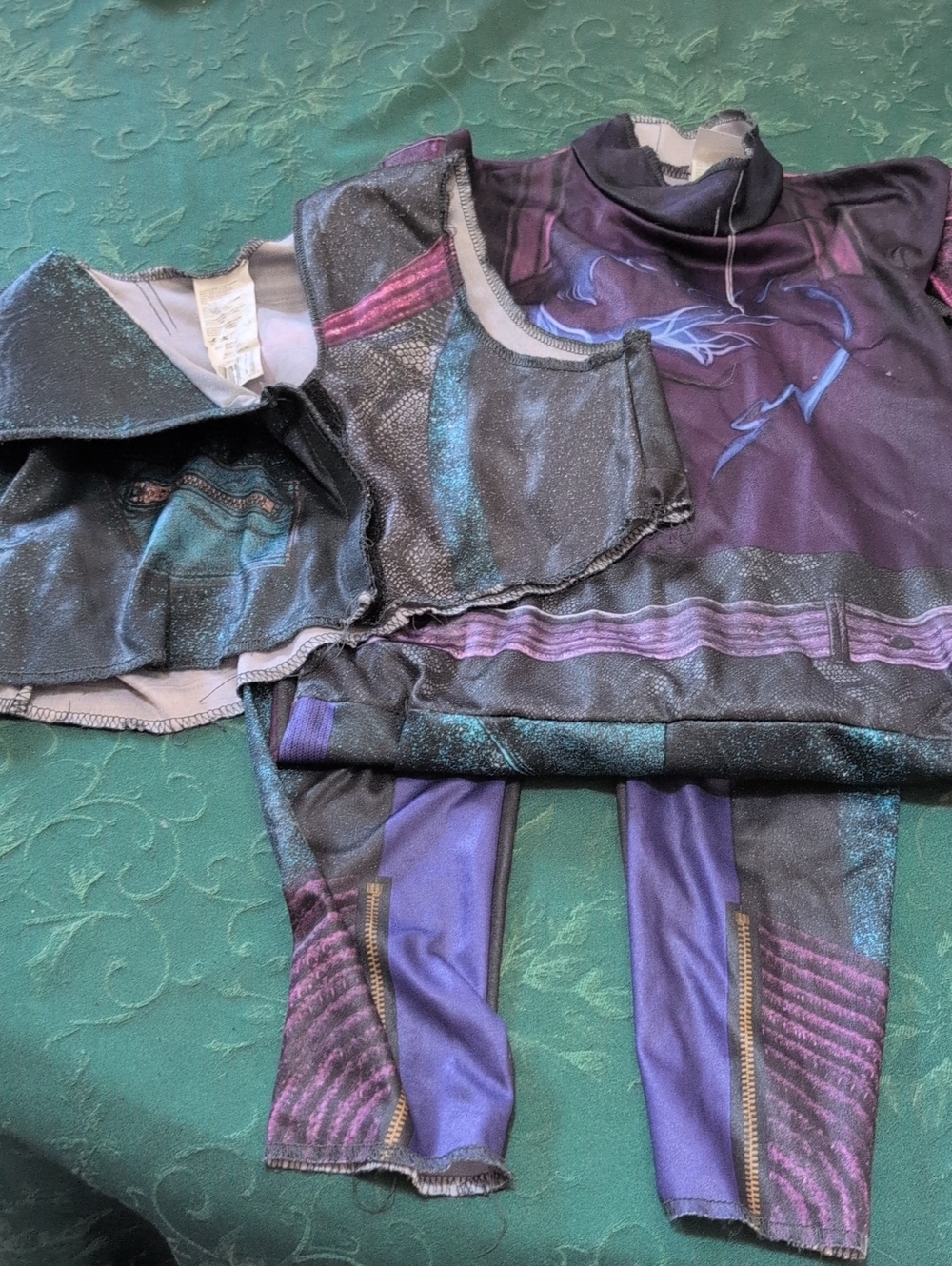 Mal Descendants Costume